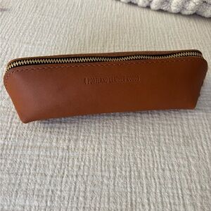 Portland Leather Goods Brown Leather makeup bag/pencil Pouch brand new.